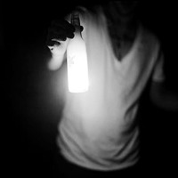 С���Ժڰ�����ͷ���ٶ���Ϯ