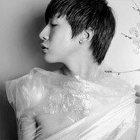 С���Ժڰ�����ͷ���ٶ���Ϯ