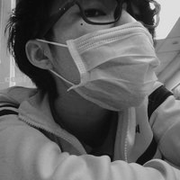 С���Ժڰ�����ͷ���ٶ���Ϯ