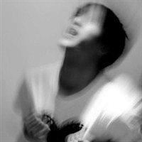 С���Ժڰ�����ͷ���ٶ���Ϯ