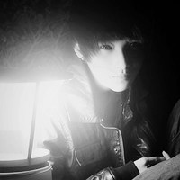 С���Ժڰ�����ͷ���ٶ���Ϯ