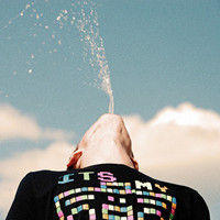 С��־���ɰ�����ͷ��