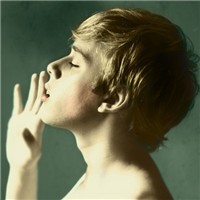 �ɰ� ˧�� �������ֻ�����������ͷ��