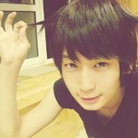 KiKi �����Ÿ������͵�����ͷ��