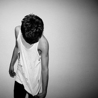 KiKi �����Ÿ������͵�����ͷ��