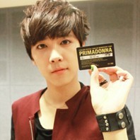 KiKi �����Ÿ������͵�����ͷ��