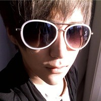 ��ĩ�������� ����˧��������ͷ��