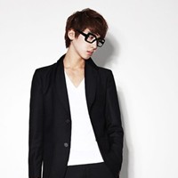 �����������ͷ�� �պ� ���Ƿ�ϲ����