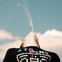 �е��į�˸е��������Ը���ͷ��