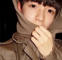 �е�Сˣ�ɰ��ķ�������������ͷ��