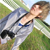 �е�С���Ե���������˧��ͷ��