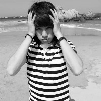 �ܳ���ǰ����һЩ��ͷ ����СС�Ĵ���