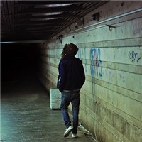 �ܳ���ǰ����һЩ��ͷ ����СС�Ĵ���