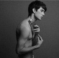 ľ�ӷ�������������������ͷ��