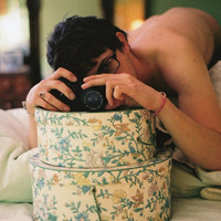 ŷ����񣺸�ɫ��ͷ�ƻ��ײ����Ӿ�