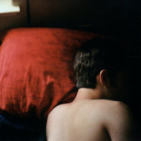 ŷ����񣺸�ɫ��ͷ�ƻ��ײ����Ӿ�