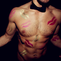 ŷ����񣺸�ɫ��ͷ�ƻ��ײ����Ӿ�