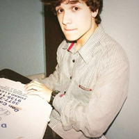 ŷ����񣺸�ɫ��ͷ�ƻ��ײ����Ӿ�