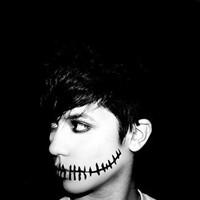 ŷ����񣺸�ɫ��ͷ�ƻ��ײ����Ӿ�