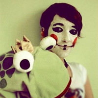 ŷ����񣺸�ɫ��ͷ�ƻ��ײ����Ӿ�