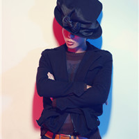 ��������������ͷ�� ˧����ɰ��ں�