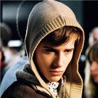 ŷ����������ͷ�������Ϯ