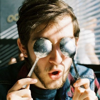 ��������������ͷ�� ���и���