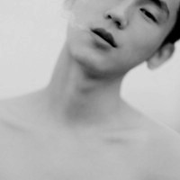 ���з����ĺڰ�����������ͷ��