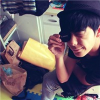 LOMO������ͷ�����������Ȼ����ǣ��