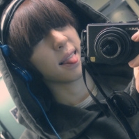 �̾�ͷ�µ������ɰ�˧������ͷ��