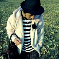 �̾�ͷ�µ������ɰ�˧������ͷ��