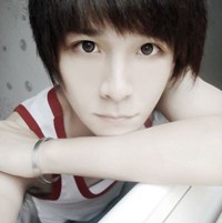 �ɰ�����ͷ�������������ܿ������¶�