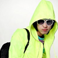 �ɰ�����ͷ�������������ܿ������¶�