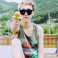 �������ͣ������������ߵĿɰ�����ͷ��