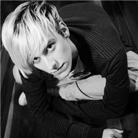 2011����QQ�ڰ�ͷ������ר��