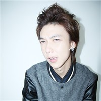 �ÿ��ĸ�������������ͷ�����¾�ѡ��