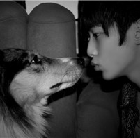 ����˧������ͷ���������ҵ�ֻ��ʹ�౯��