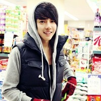 ��Ա�����ı�����ͷ�����±�ɼ��������Ƭ