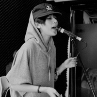 ������ש����ͷ����������ģ�����ҵ�������