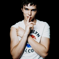 ��ק�İ�������ͷ��˭�����ֱ���������ʹ