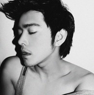 ����е���������ͷ���ǿ�����ɱ���Ҽ¶�����