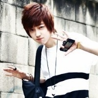 ��������������˧������ͷ�񣺰߲��ļ��俪ʼ��ȥ