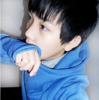 ��������������˧������ͷ�񣺰߲��ļ��俪ʼ��ȥ