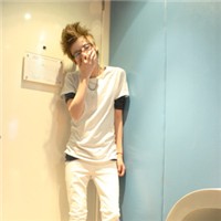 ��������������˧������ͷ�񣺰߲��ļ��俪ʼ��ȥ