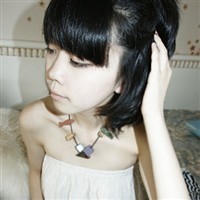 �澫ѡ��ͷ�� ���ݺø��ԵĽ�ɫ