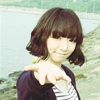 �澫ѡ��ͷ�� ���ݺø��ԵĽ�ɫ