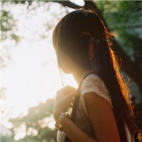 ������ټ���Ψ���⾳�˸�ͷ��