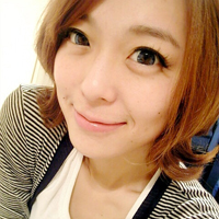 �����������е�С���Ů��ͷ��