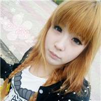 �����������е�С���Ů��ͷ��