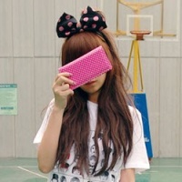 �Ӿ�Ůͷ ������Խ��ԽԶ